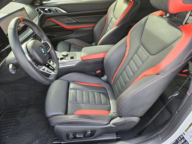 Used 2025 BMW 440i xDrive Coupe w/ Premium Package image 15
