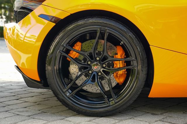 Used 2020 McLaren 720S Luxury image 32