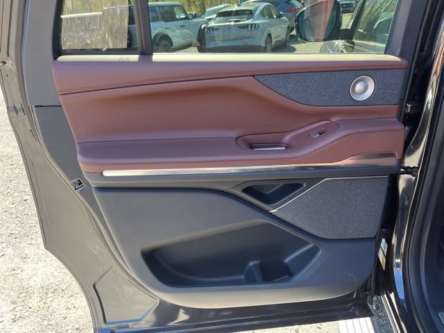New 2026 Lincoln Navigator L Reserve AWD/4WD image 87