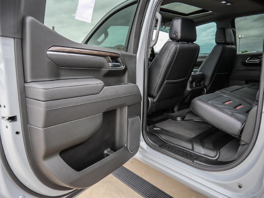 New 2025 Chevrolet Silverado 1500 RST w/ Convenience Package II AWD/4WD image 33