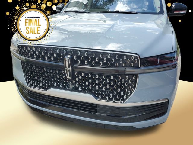 New 2025 Lincoln Navigator Reserve image 11