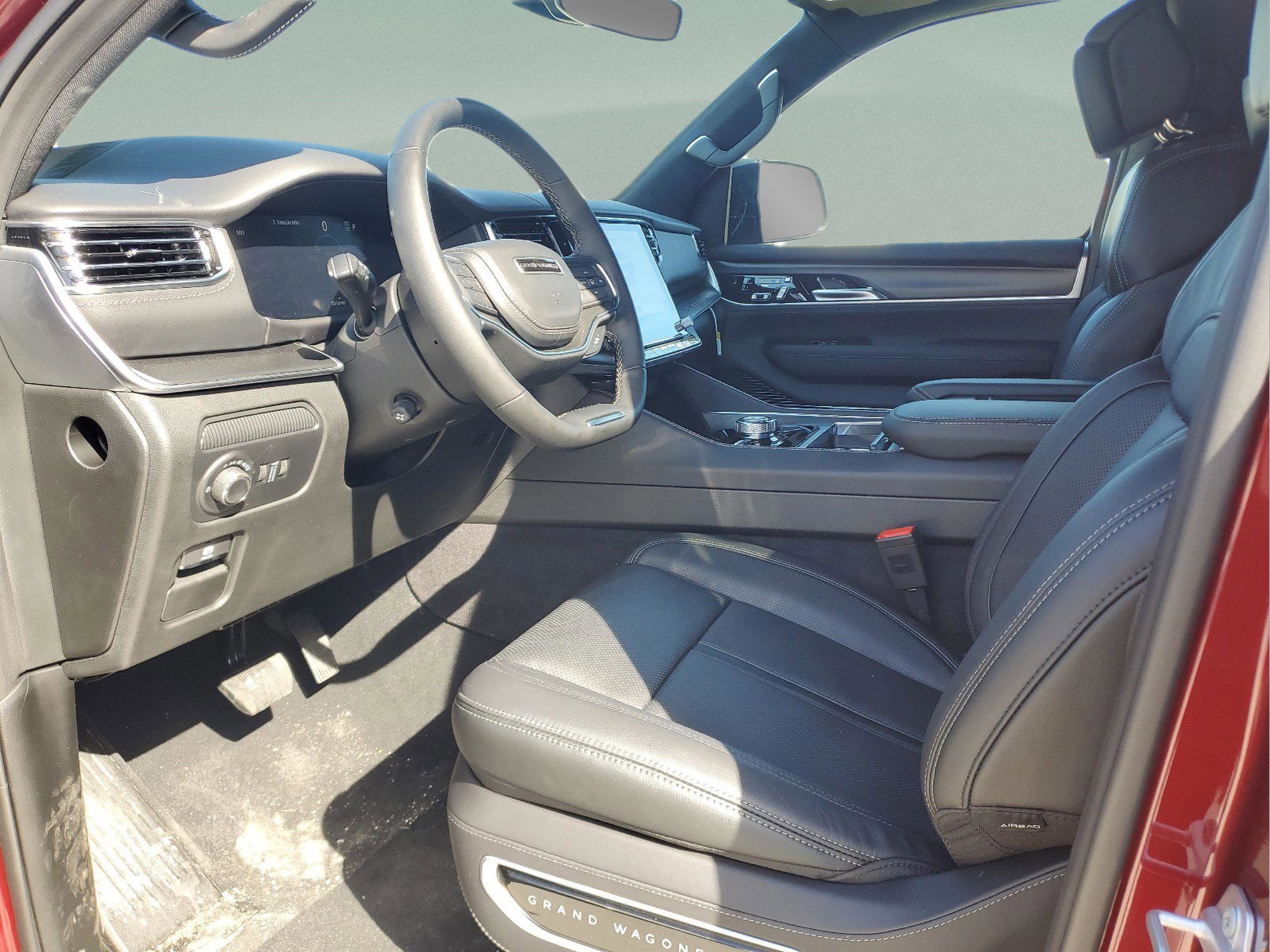 New 2026 Jeep Grand Wagoneer Summit w/ Rear Seat Video Group I image 18