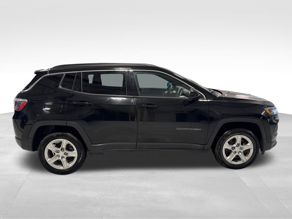Used 2024 Jeep Compass Latitude AWD/4WD image 48