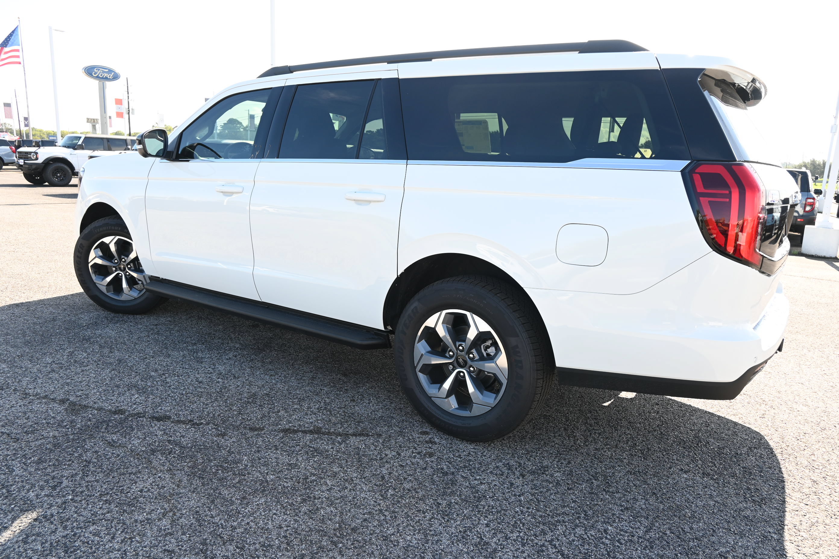 New 2027 Ford Expedition Max Active RWD image 8