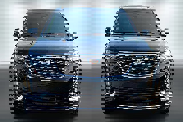 Certified 2025 Cadillac XT6 Premium Luxury image 2