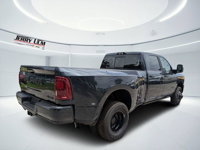 New 2026 RAM 3500 Laramie AWD/4WD image 3