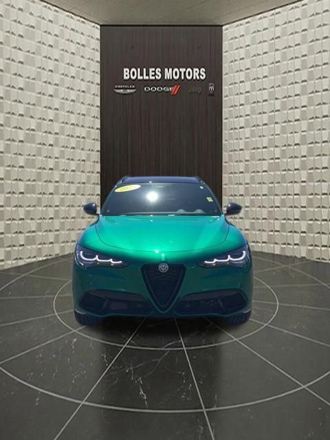 Used 2025 Alfa Romeo Stelvio Tributo Italiano w/ Driving Assist Package AWD/4WD image 12