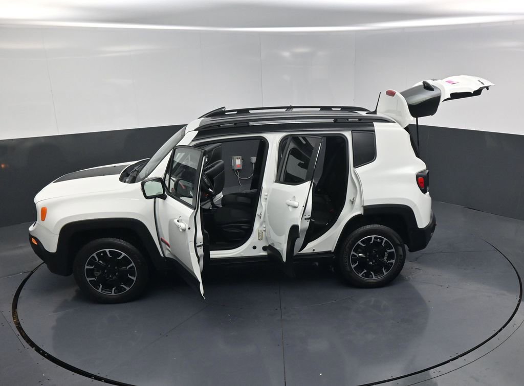 Used 2023 Jeep Renegade Trailhawk AWD/4WD image 25