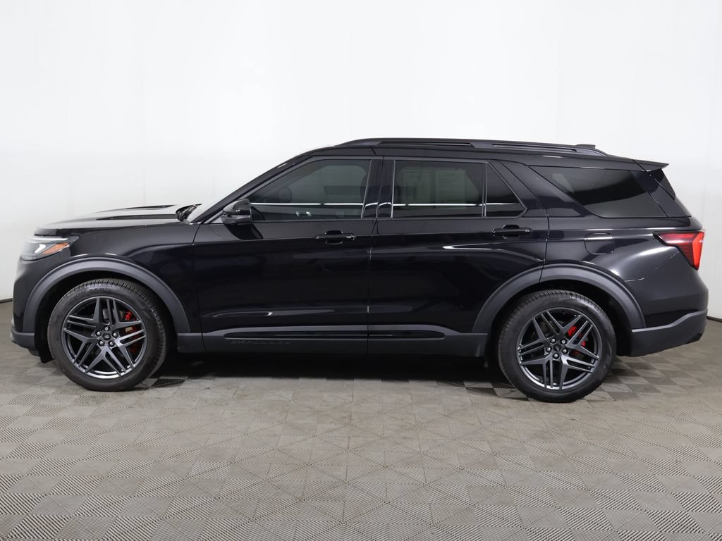 Used 2025 Ford Explorer ST AWD/4WD image 22