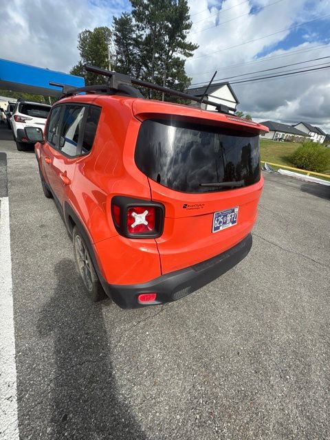 Used 2016 Jeep Renegade Latitude FWD image 37