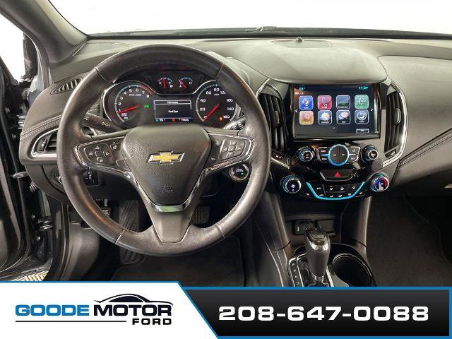 Used 2017 Chevrolet Cruze Premier image 12