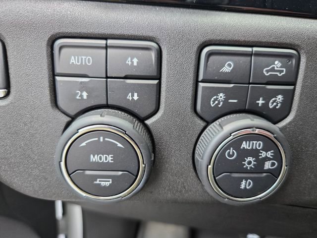 Used 2024 Chevrolet Silverado 2500 High Country w/ High Country Premium Package image 30