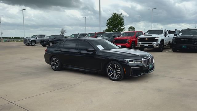 Used 2020 BMW 750i xDrive w/ Executive Package image 2