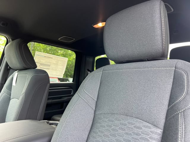 New 2026 RAM 3500 Big Horn AWD/4WD image 16