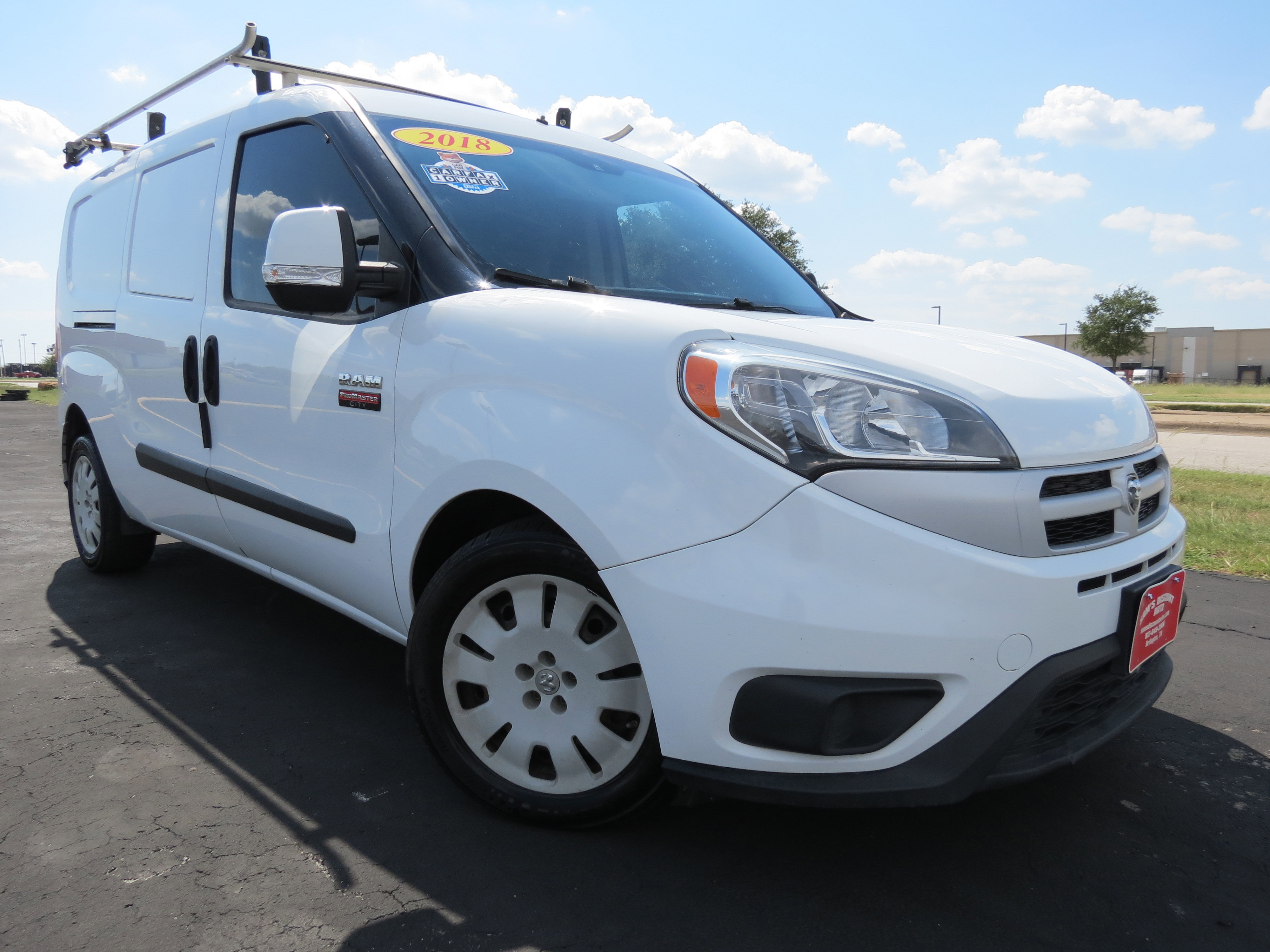 Used 2018 RAM ProMaster City Tradesman SLT image 2