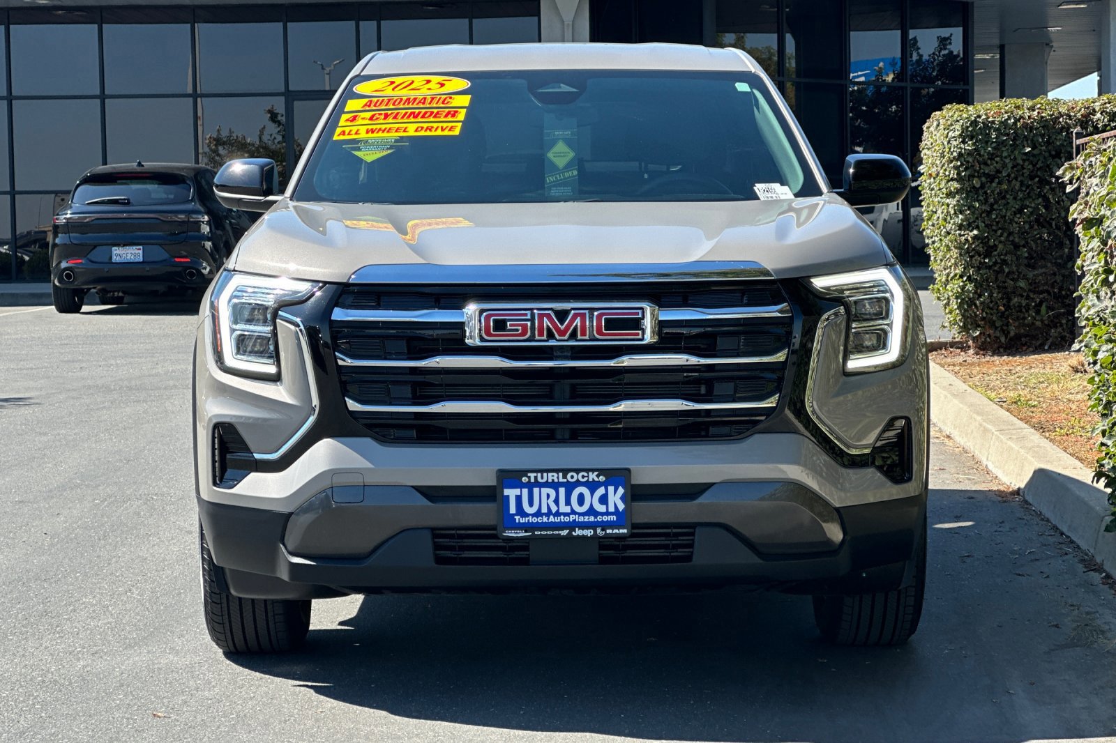 Used 2025 GMC Terrain Elevation image 10