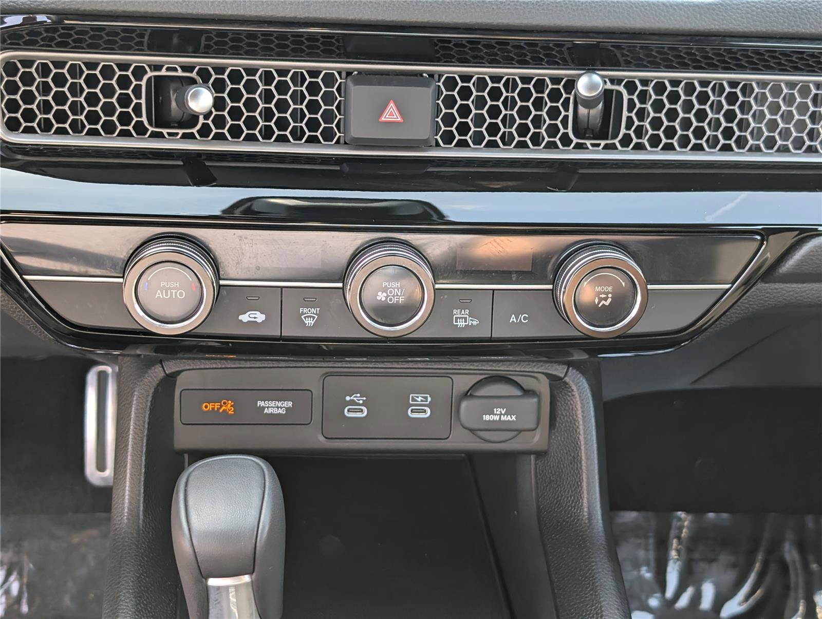Used 2025 Honda Civic Sport image 25