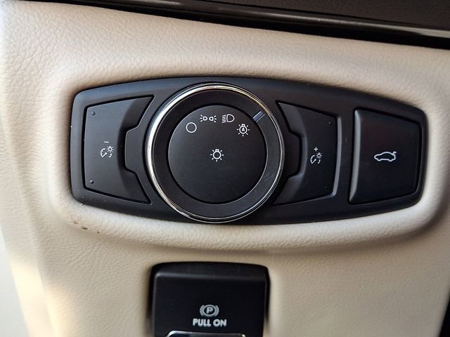 Used 2018 Lincoln MKZ Select w/ Select Plus Package FWD image 25