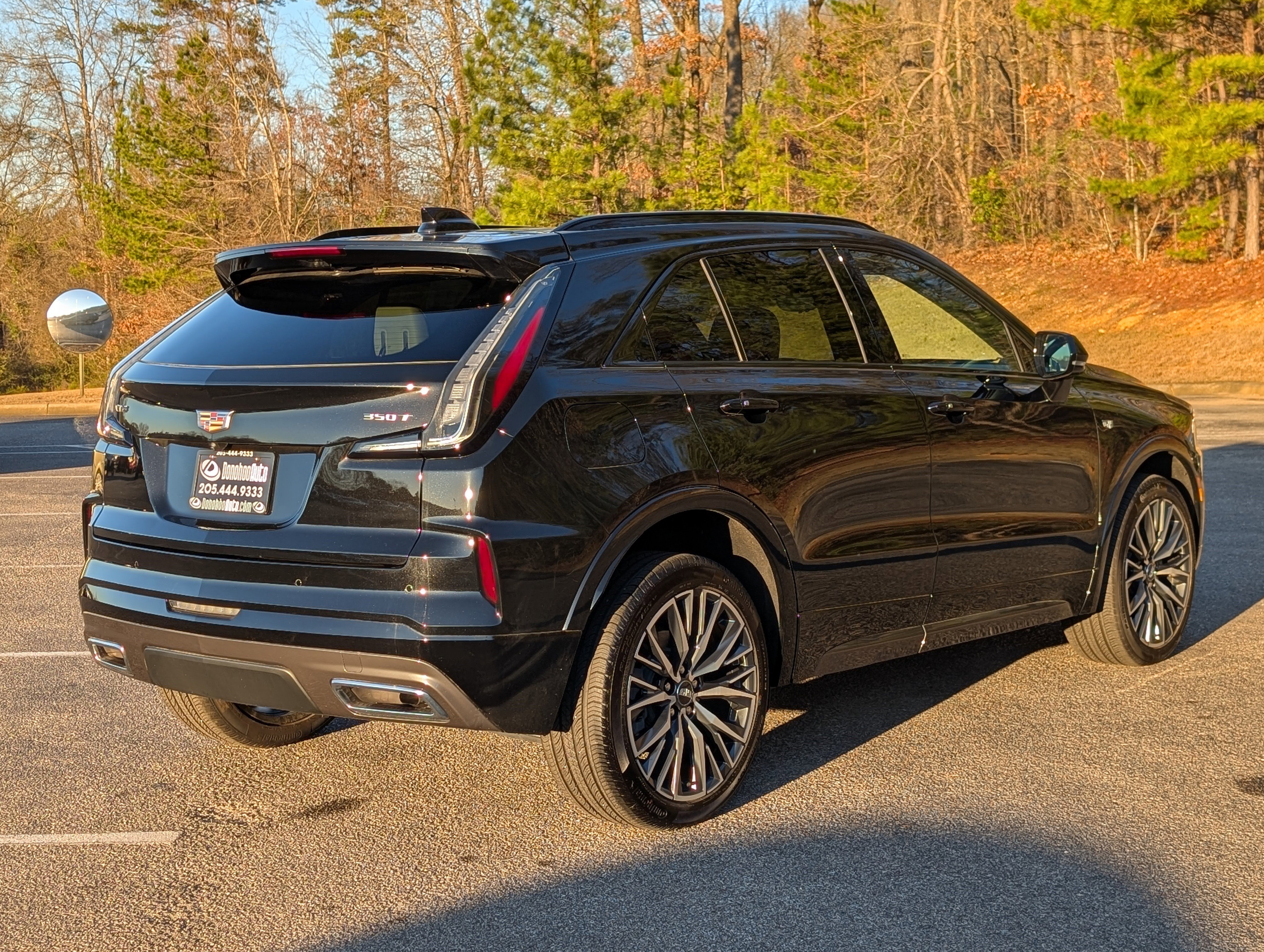 Used 2024 Cadillac XT4 Sport image 9