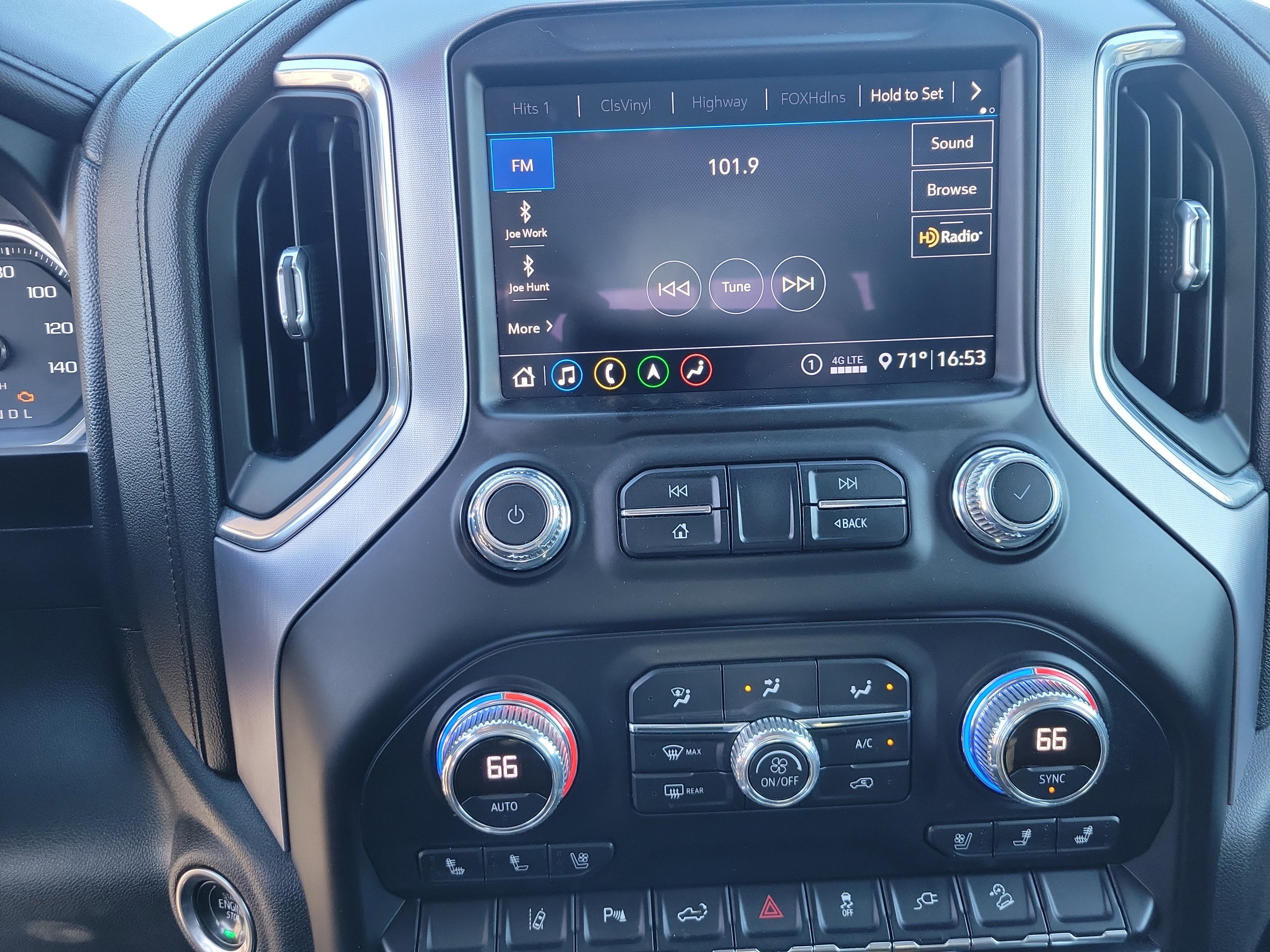 Used 2020 GMC Sierra 2500 SLT w/ SLT Premium Plus Package AWD/4WD image 25