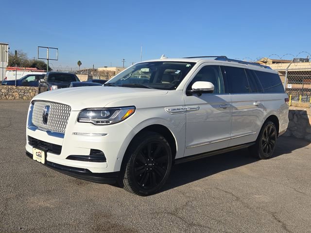 Used 2023 Lincoln Navigator L Reserve image 6