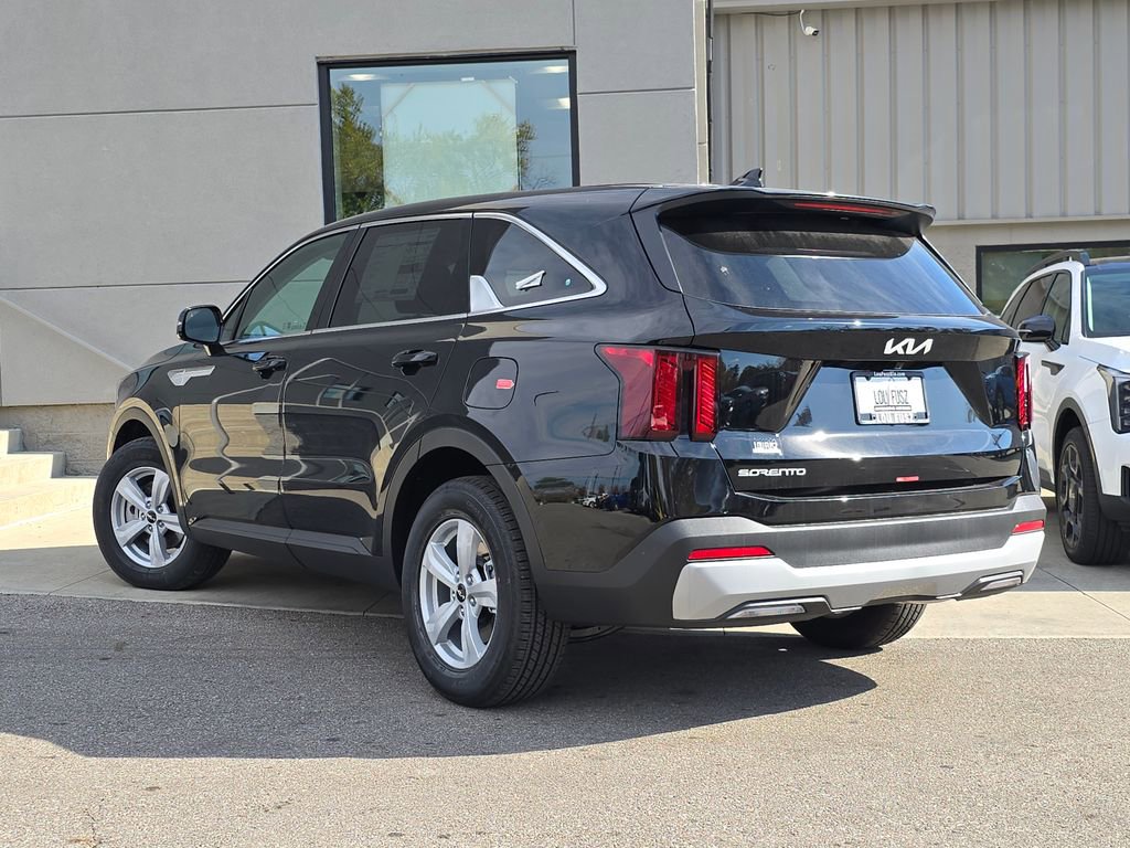 New 2026 Kia Sorento LX image 17
