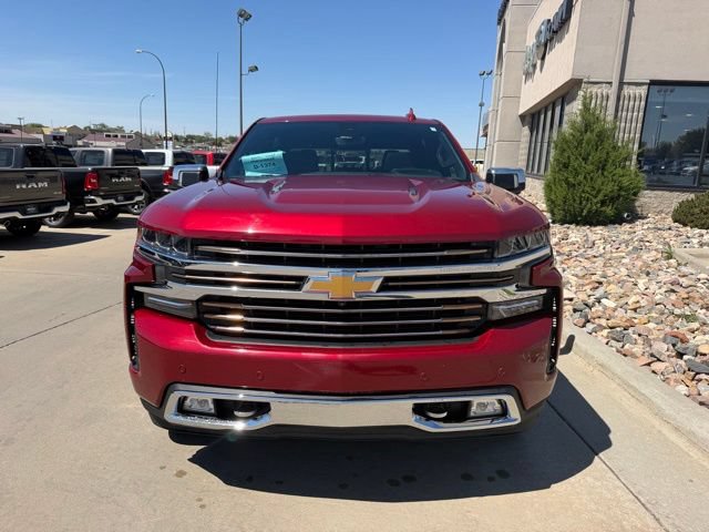 Used 2020 Chevrolet Silverado 1500 High Country w/ Technology Package AWD/4WD image 2