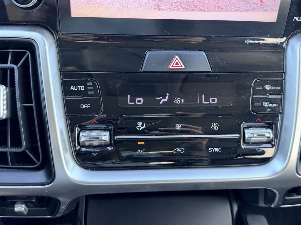 Used 2021 Kia Sorento S FWD image 24