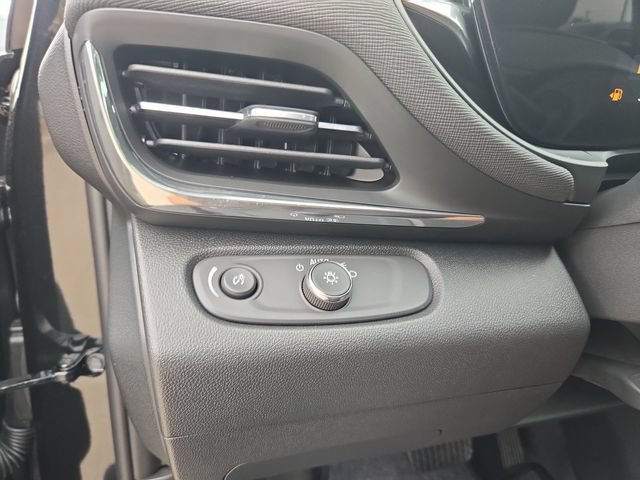 Used 2026 Buick Envista Sport Touring FWD image 17