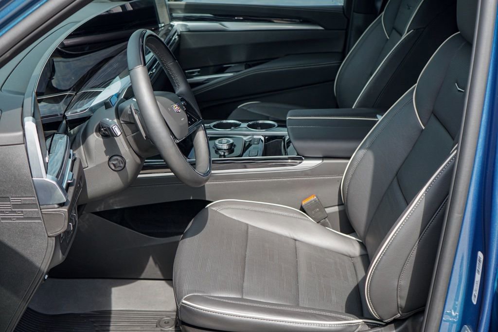 New 2025 Cadillac Escalade Sport w/ Touring Package AWD/4WD image 10