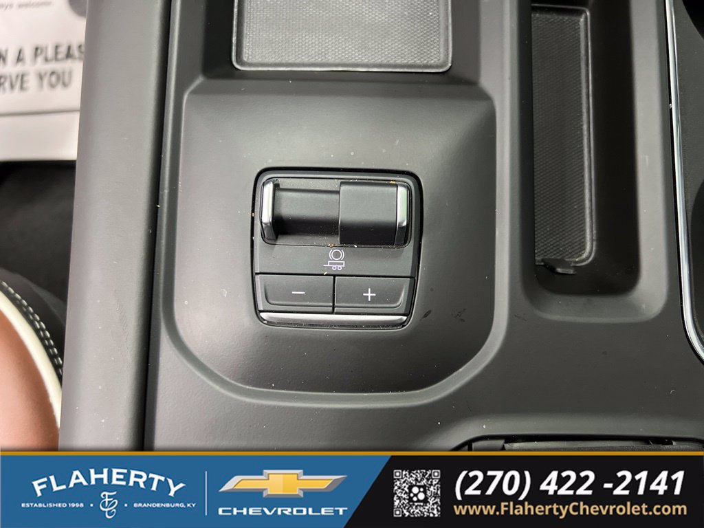 Used 2025 GMC Sierra 2500 Denali Ultimate w/ Max Trailering Package AWD/4WD image 32