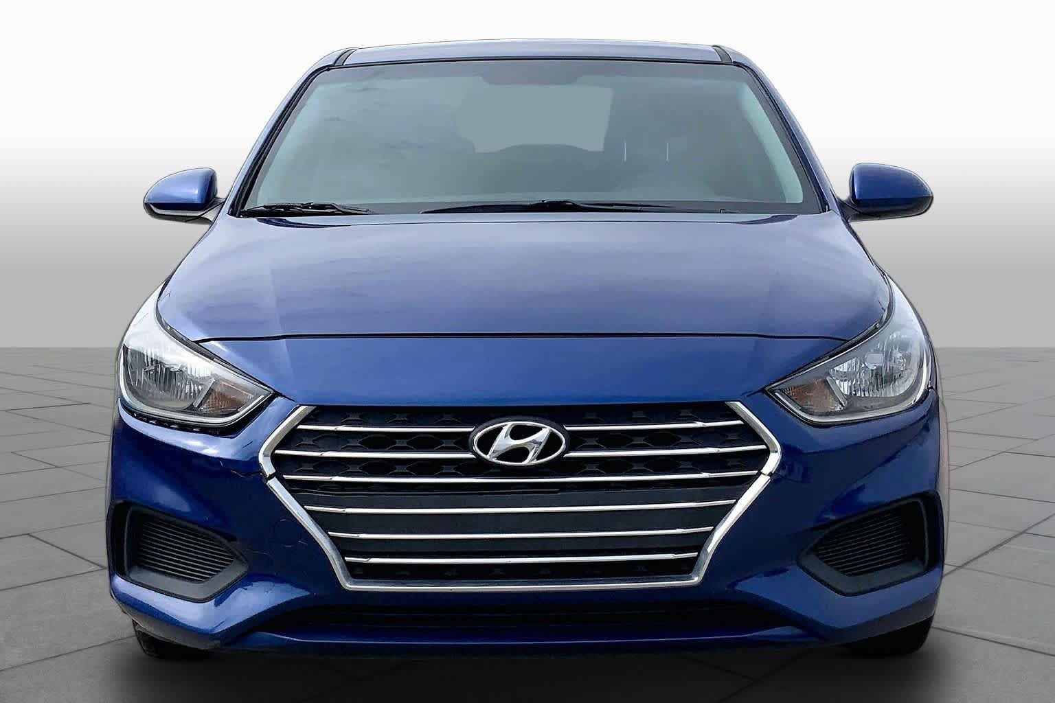 Used 2022 Hyundai Accent SE FWD image 4
