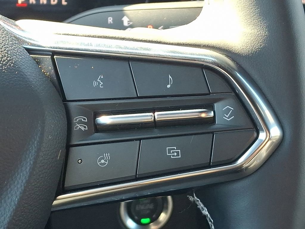 Used 2025 Chevrolet Traverse LT w/ Midnight/Sport Edition image 23