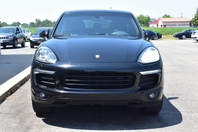 Used 2017 Porsche Cayenne Platinum Edition AWD/4WD image 13