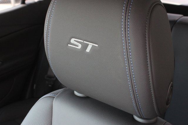 New 2026 Buick Encore GX Sport Touring w/ Experience Buick Package image 18