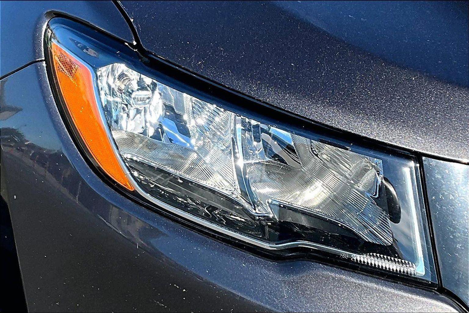 Used 2019 Jeep Compass Limited image 28