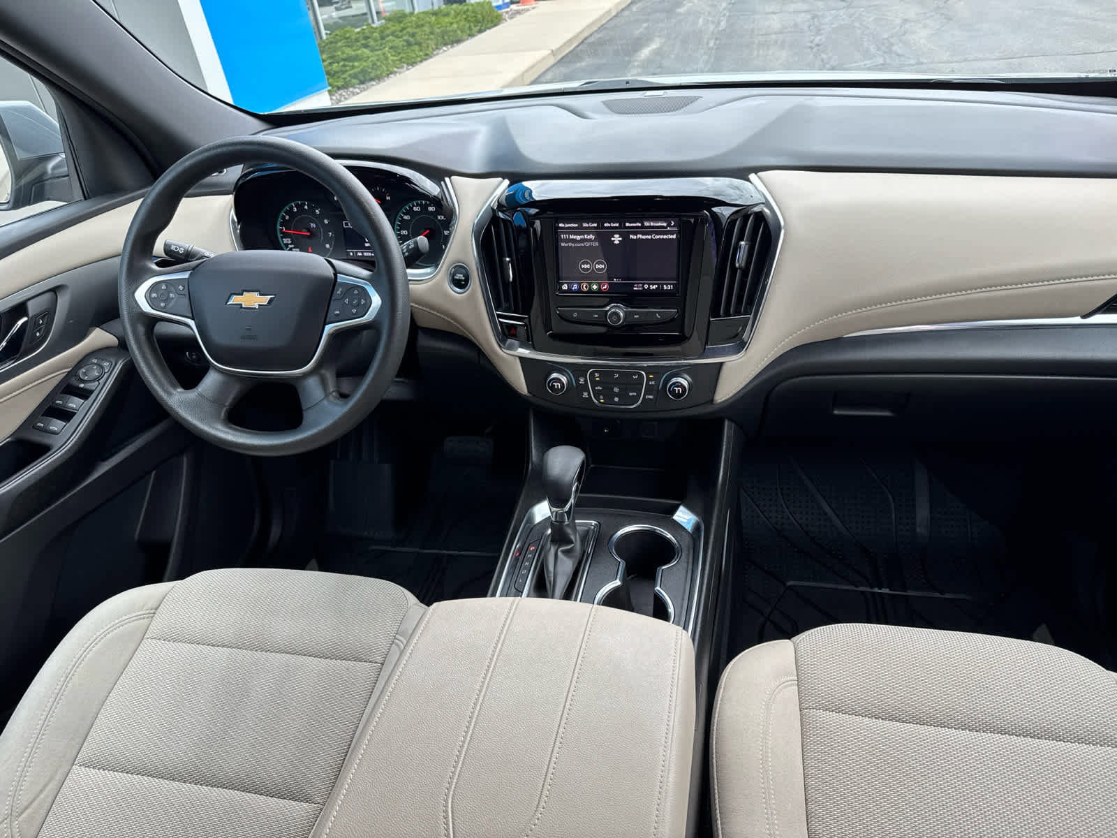 Used 2023 Chevrolet Traverse LS w/ Safety Package AWD/4WD image 7