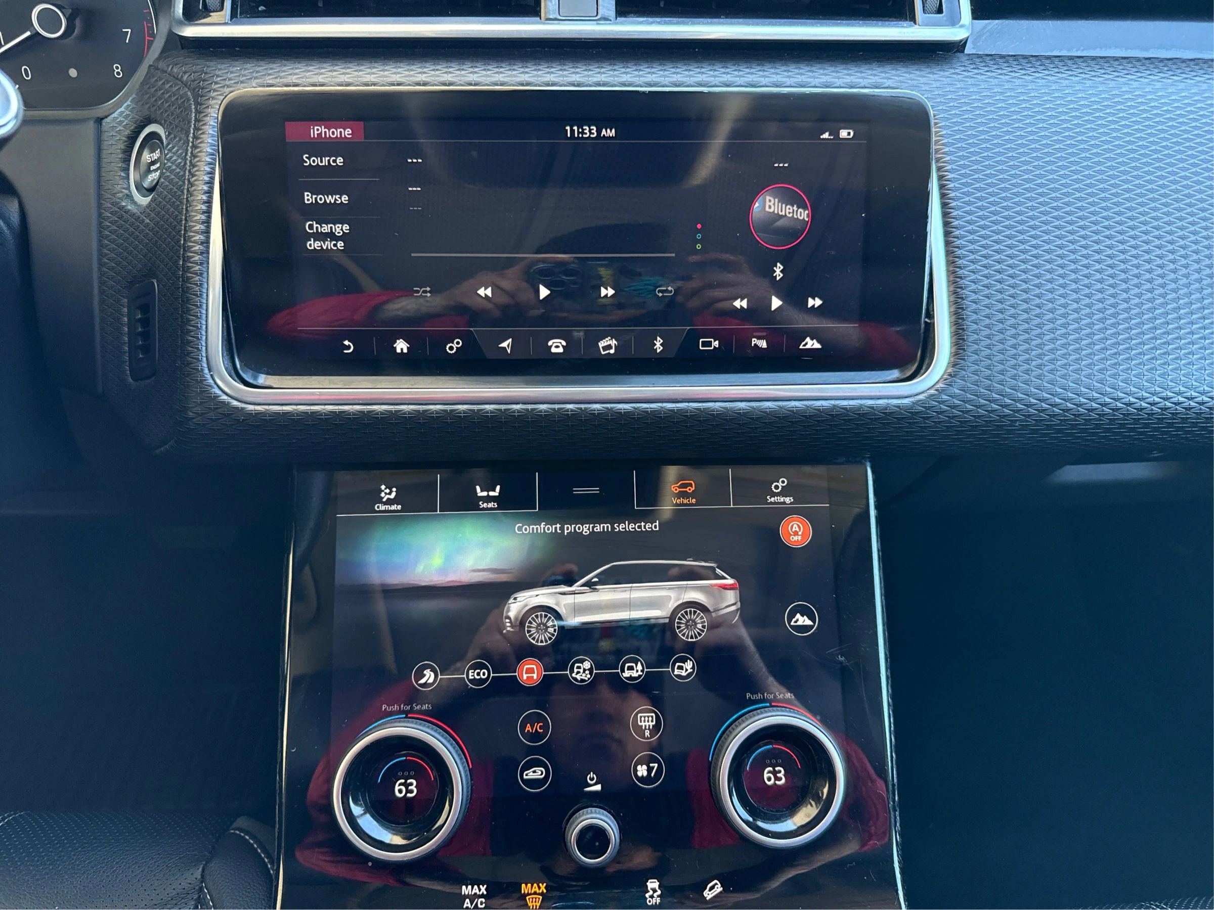 Used 2020 Land Rover Range Rover Velar S image 13