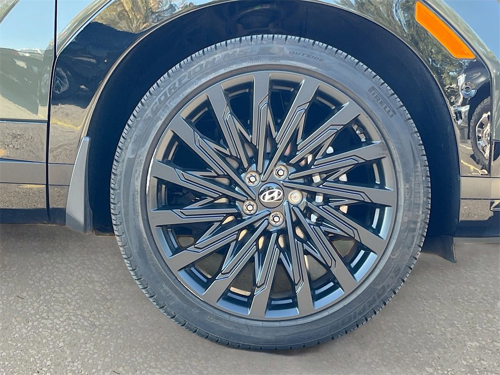 Used 2024 Hyundai Santa Fe Calligraphy image 31