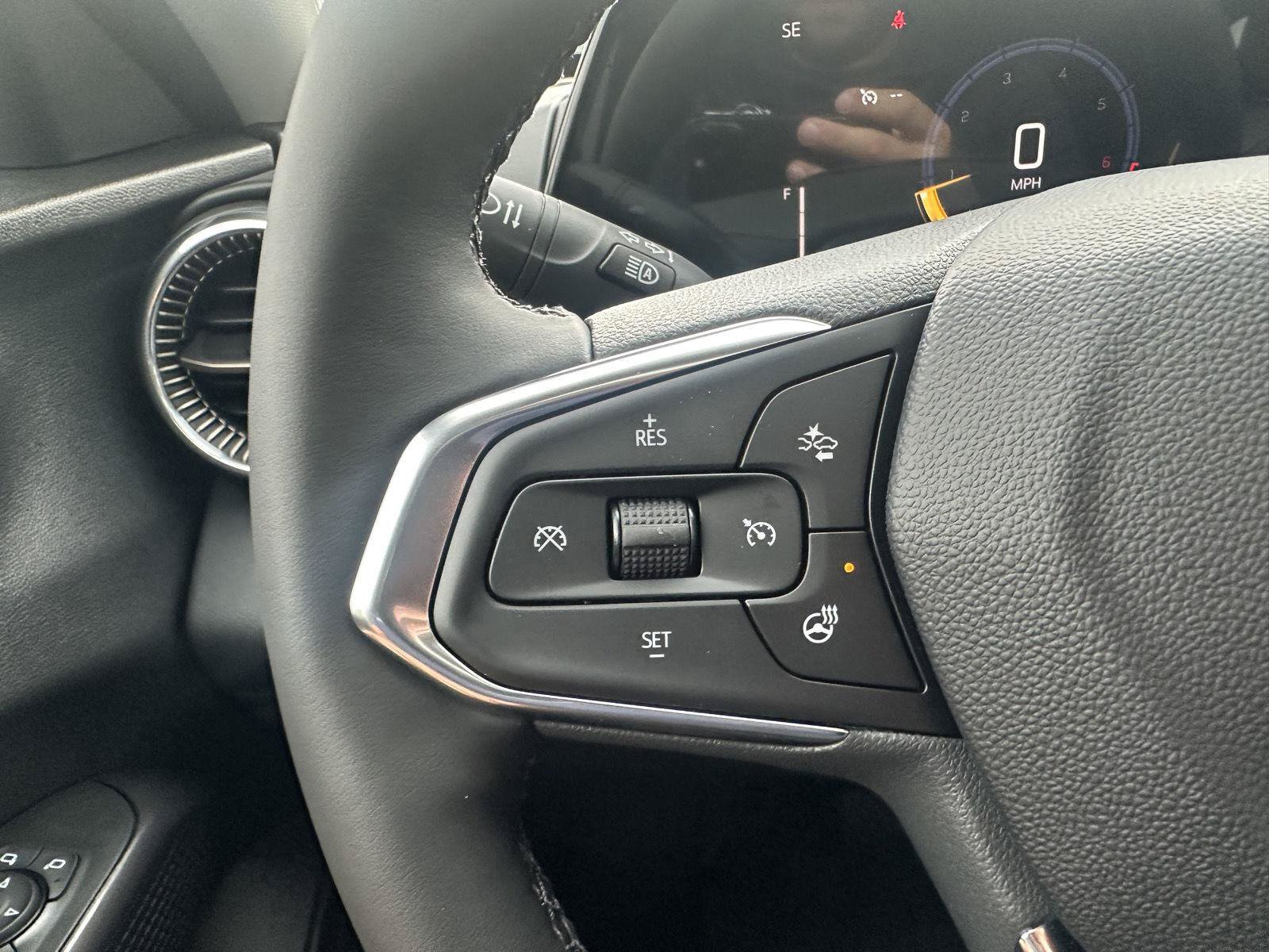New 2026 Chevrolet Trax ACTIV w/ Sunroof Package FWD image 20
