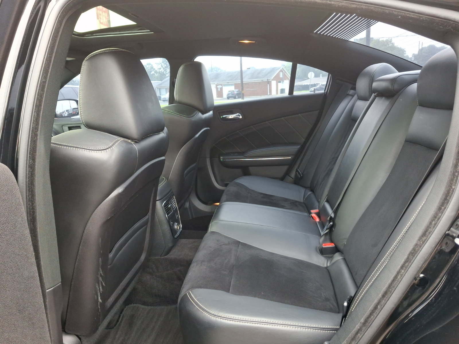 Used 2012 Dodge Charger R/T RWD image 10