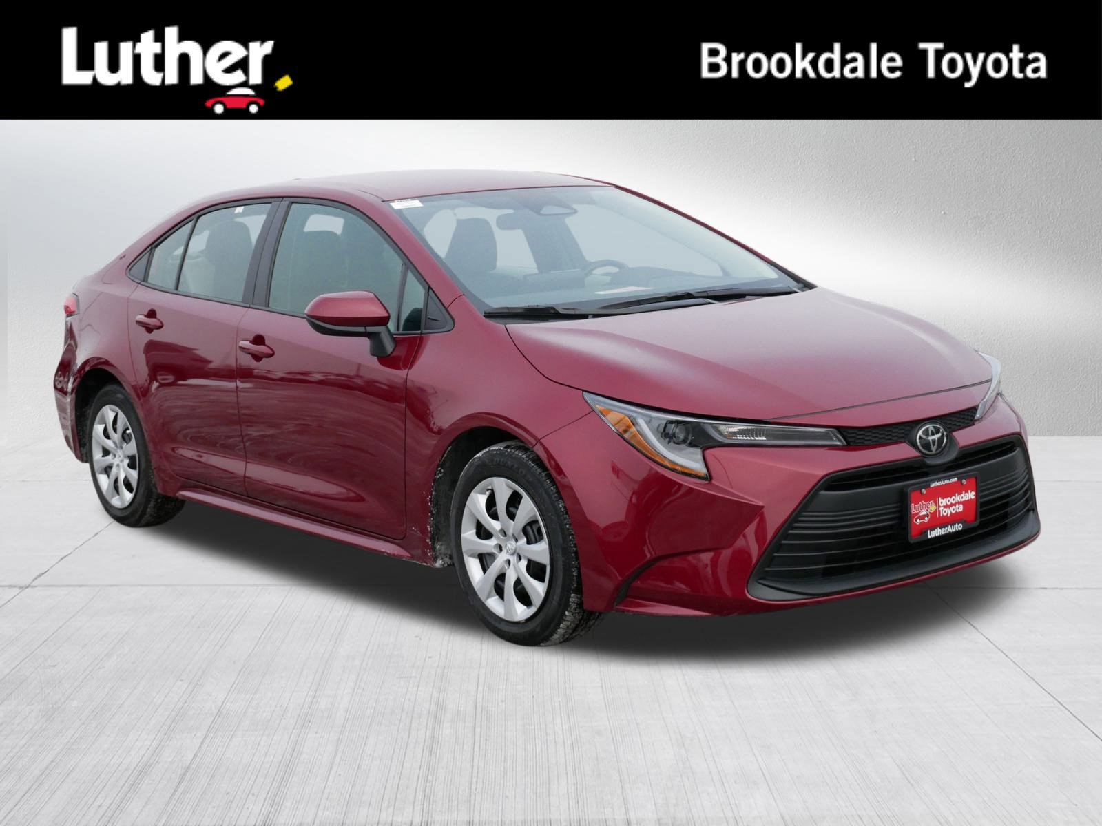 Certified 2025 Toyota Corolla LE image 1