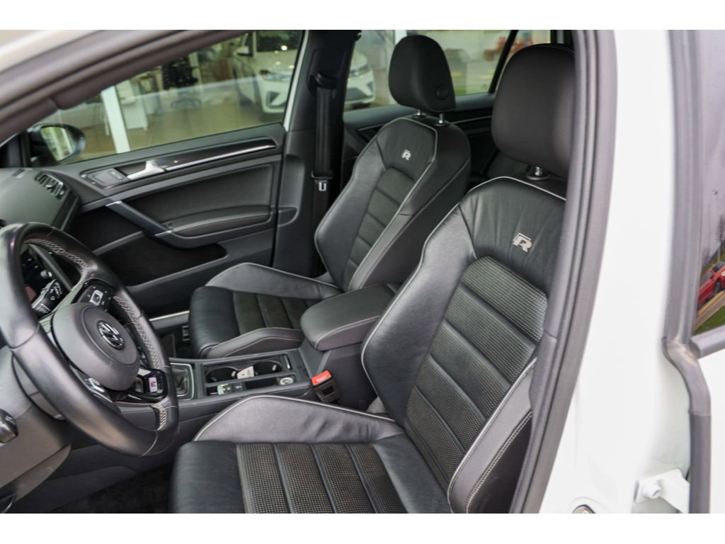 Used 2019 Volkswagen Golf R 4-Door image 8