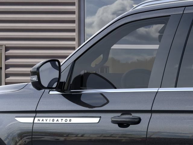 New 2026 Lincoln Navigator Premiere AWD/4WD image 20