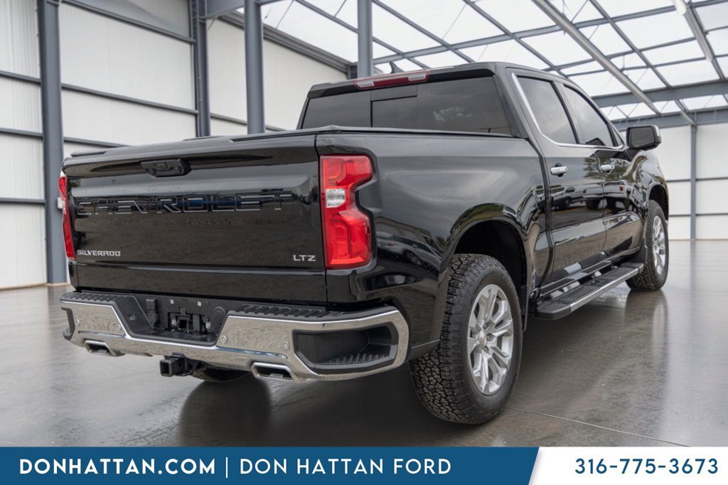 Used 2025 Chevrolet Silverado 1500 LTZ AWD/4WD image 27