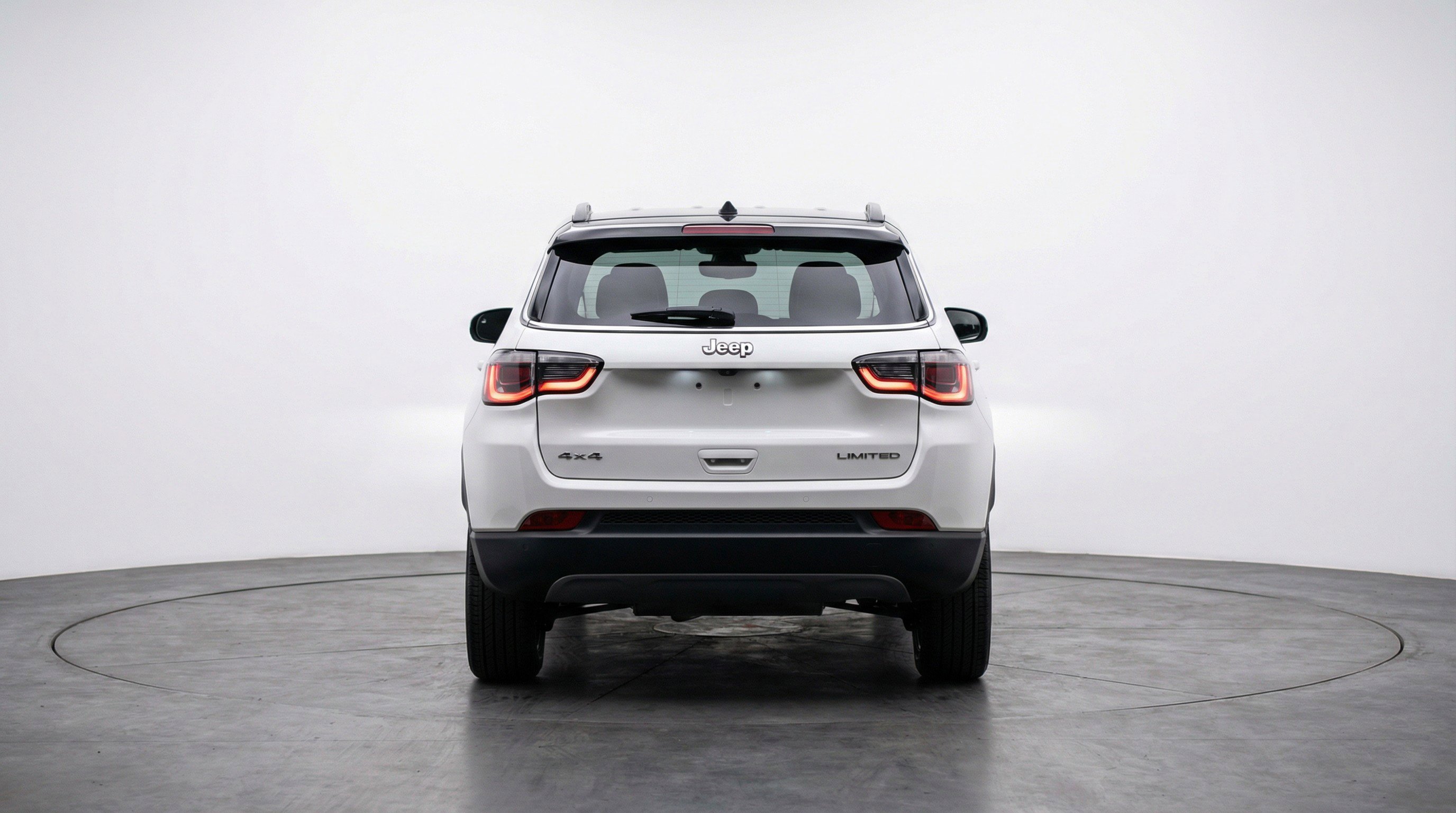 Used 2025 Jeep Compass Trailhawk AWD/4WD image 7