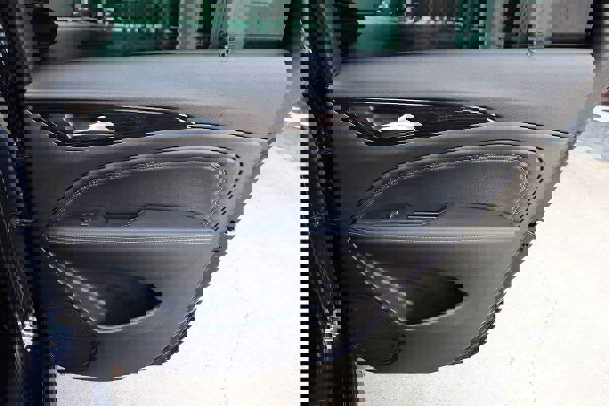 Used 2018 Buick Regal Essence w/ Driver Confidence Package #1 image 47