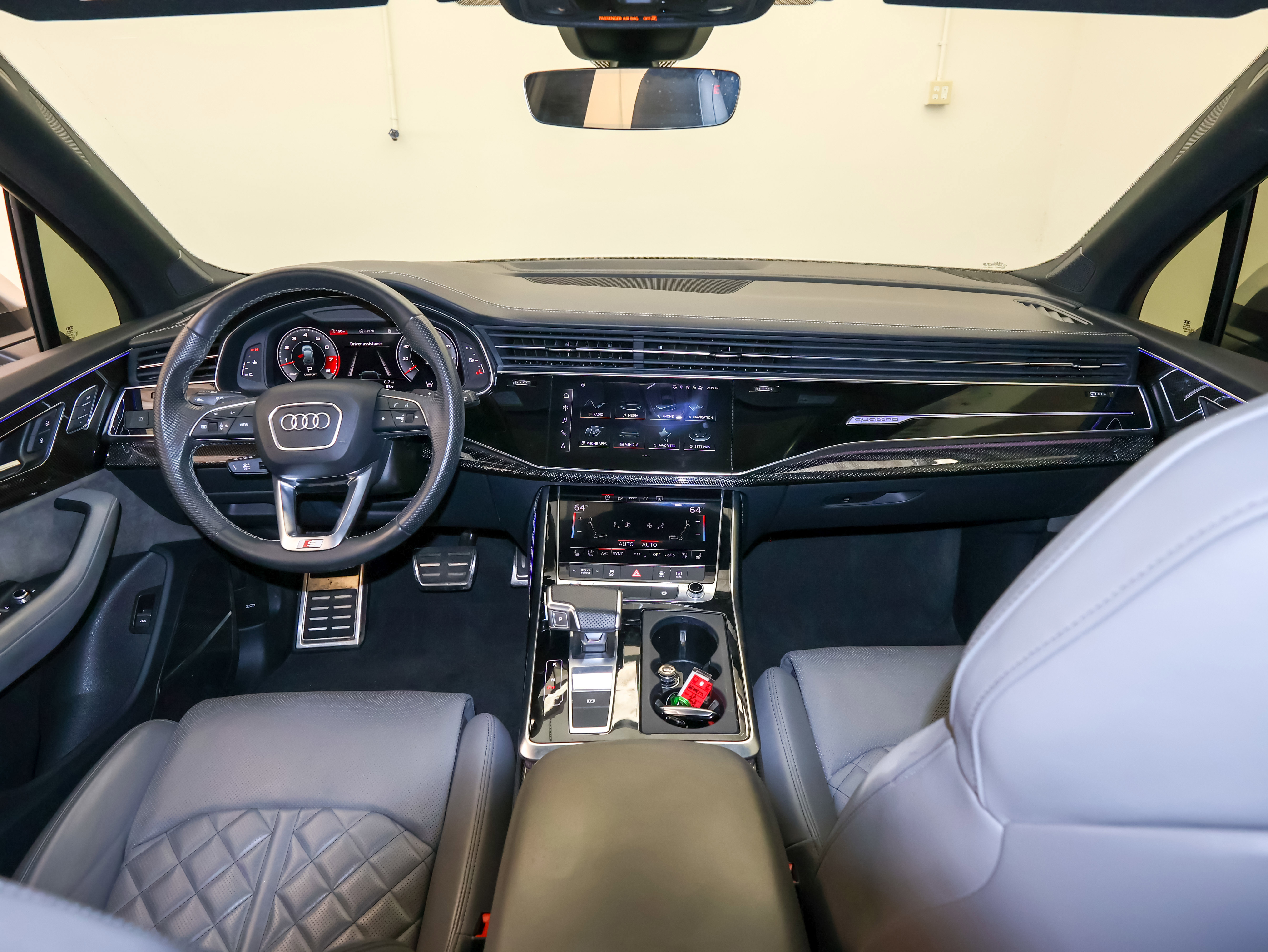 Used 2022 Audi SQ7 Premium Plus AWD/4WD image 29