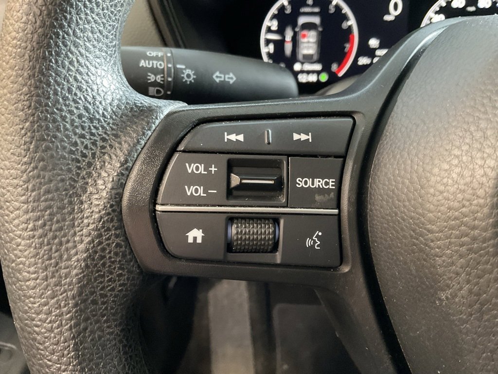 Used 2025 Honda CR-V EX image 13