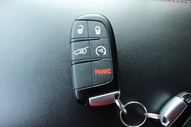 Used 2025 Dodge Durango GT image 29